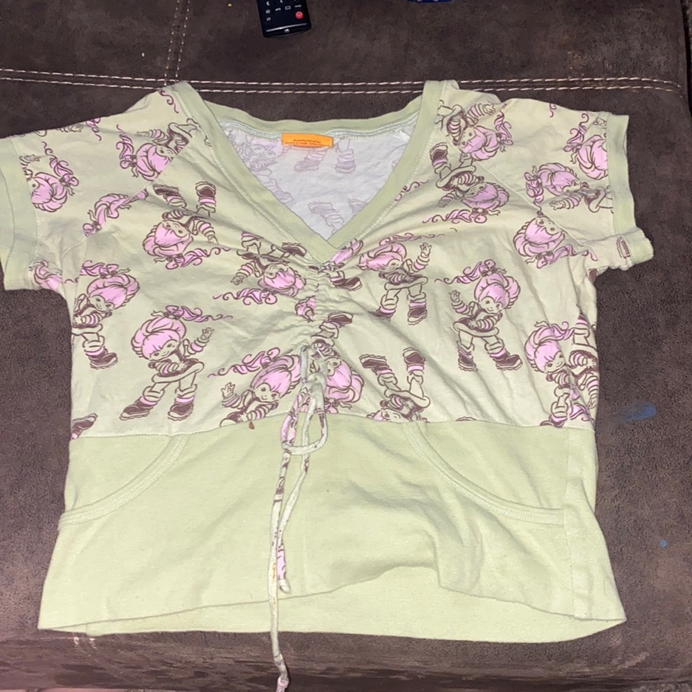 Like green Rainbow Brite tm strawberry shortcake t-shirt
